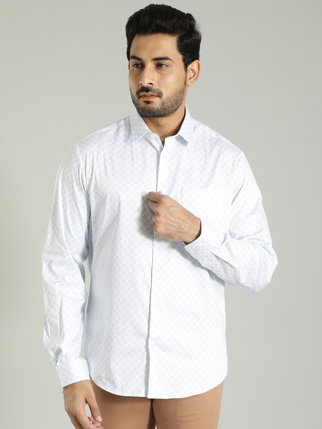 Indian Terrain Micro Ditsy Printed Spread Collar Long Sleeve Regular Fit Casual Shirt, White
Indian Terrain Micro Ditsy Printed Spread Collar Long Sleeve Regular Fit Casual Shirt, White