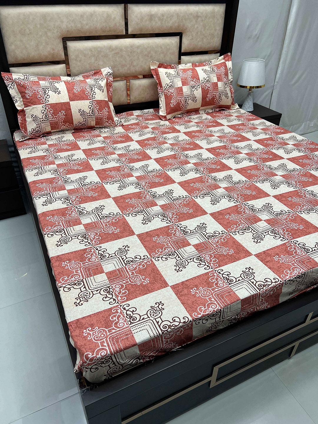 Pure Decor Sapphire Rust Printed 240 TC Cotton Fitted King Bedsheet with 2 Pillow Covers
Pure Decor Sapphire Rust Printed 240 TC Cotton Fitted King Bedsheet with 2 Pillow Covers