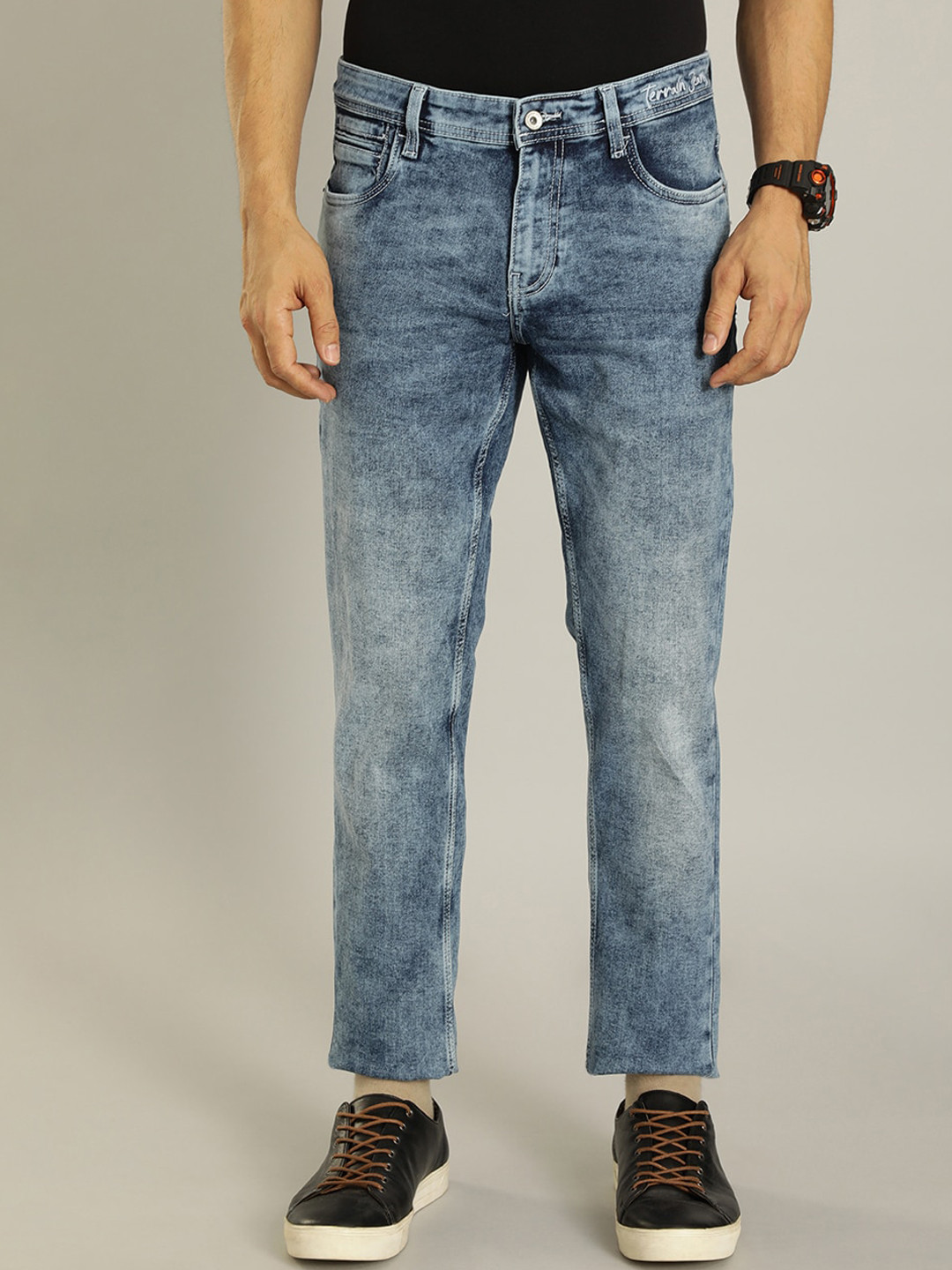 Indian Terrain Men Brooklyn Slim Fit Mid-Rise Clean Look Heavy Fade Stretchable Jeans, Blue
Indian Terrain Men Brooklyn Slim Fit Mid-Rise Clean Look Heavy Fade Stretchable Jeans, Blue