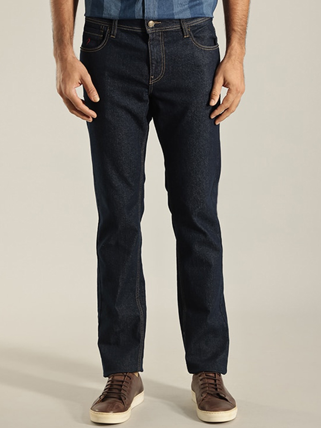 Indian Terrain Men Mid-Rise Brooklyn Clean Look Stretchable Slim Fit Jeans, Navy blue
Indian Terrain Men Mid-Rise Brooklyn Clean Look Stretchable Slim Fit Jeans, Navy blue