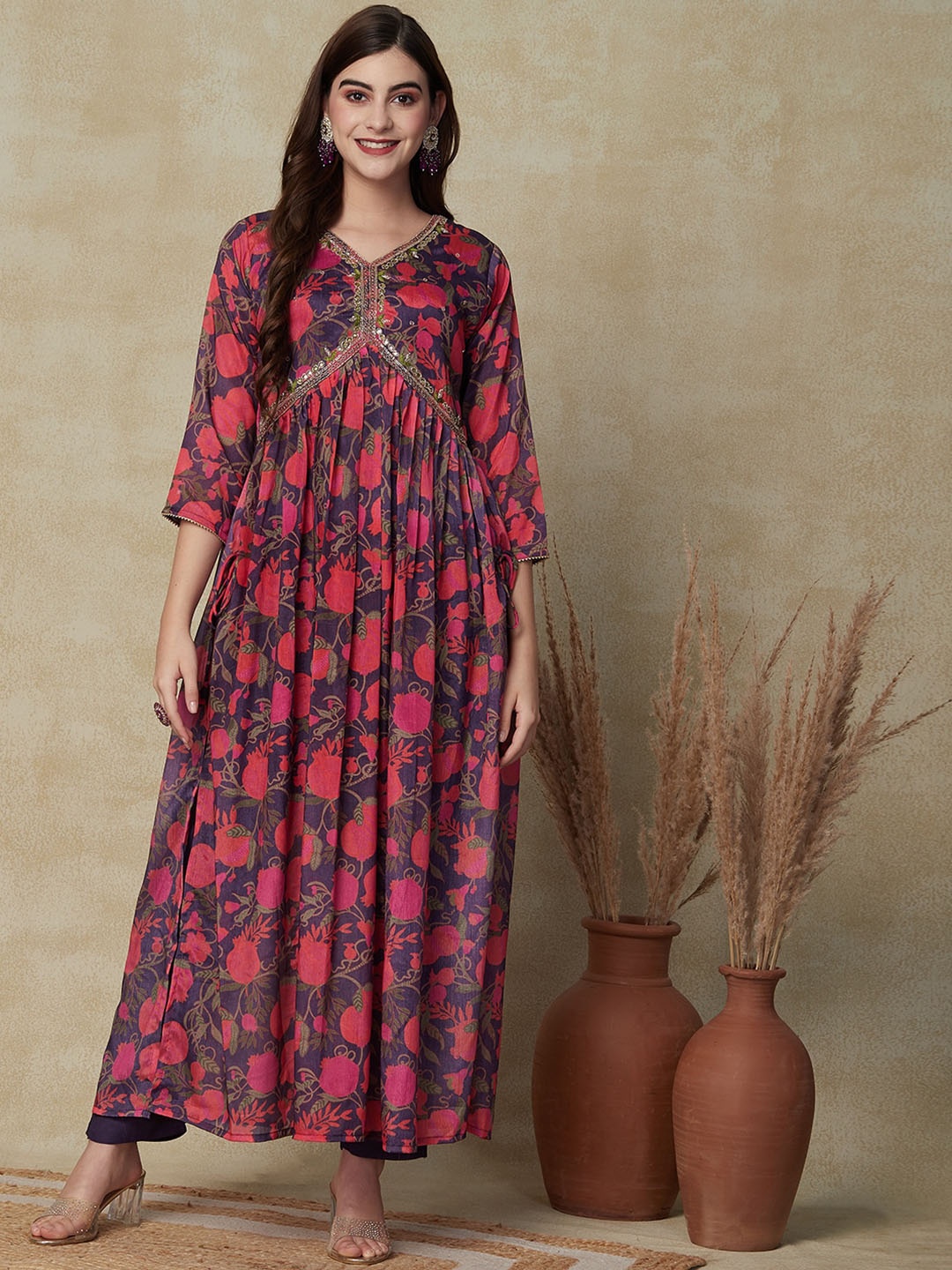 FASHOR Purple Floral Printed Beads & Stones Detailed A-Line Kurta & Trouser With Dupatta
FASHOR Purple Floral Printed Beads & Stones Detailed A-Line Kurta & Trouser With Dupatta