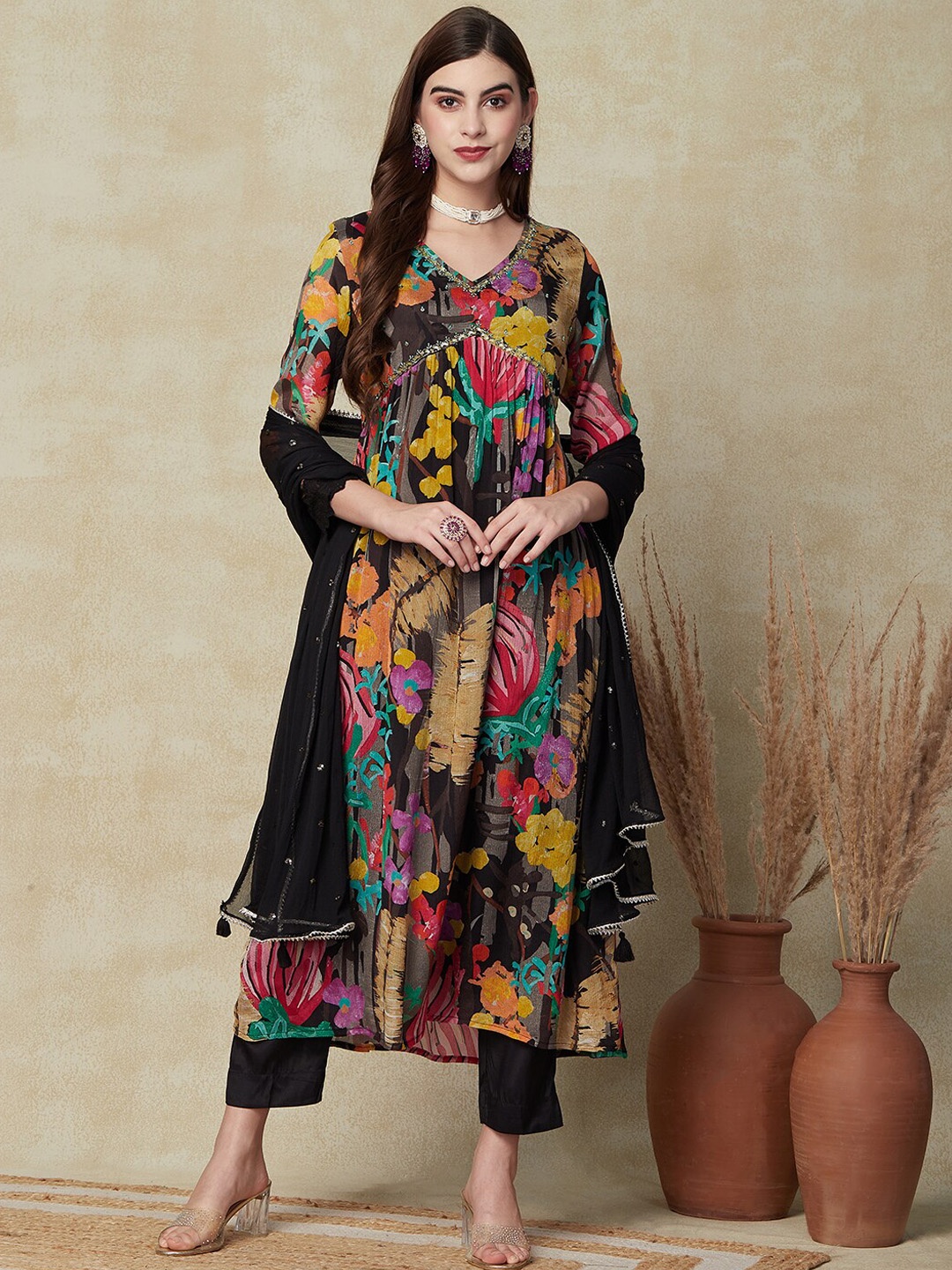 FASHOR Black Floral Printed Beads & Stones Detailed A-Line Kurta & Trouser With Dupatta
FASHOR Black Floral Printed Beads & Stones Detailed A-Line Kurta & Trouser With Dupatta