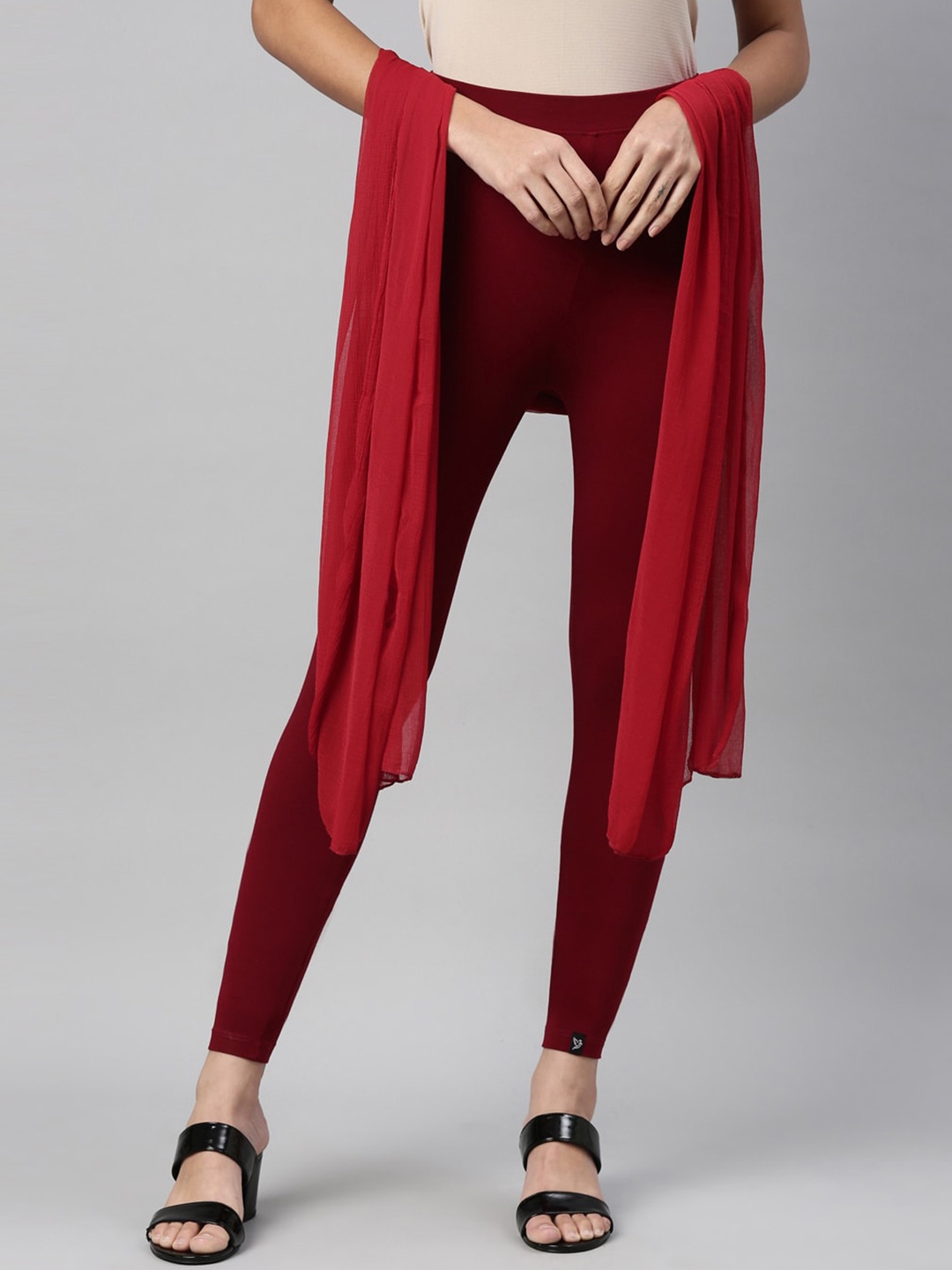 TWIN BIRDS Women Solid Super Stretch Cotton Ankle Length Leggings with dupatta, Maroon
TWIN BIRDS Women Solid Super Stretch Cotton Ankle Length Leggings with dupatta, Maroon