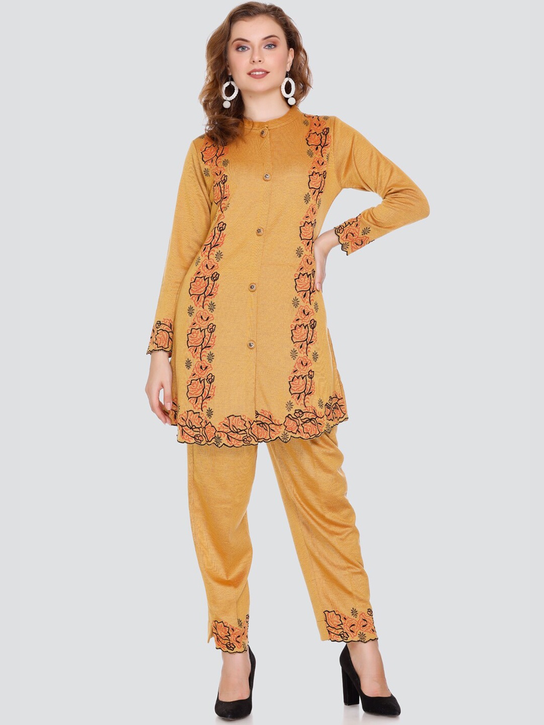 Elthia Floral Embroidered Thread Work Mandarin Collar Straight Kurta With Trouser, Yellow
Elthia Floral Embroidered Thread Work Mandarin Collar Straight Kurta With Trouser, Yellow