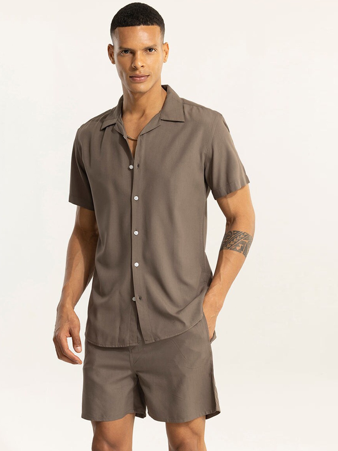 Snitch Shirt & Shorts Co-Ords, Brown