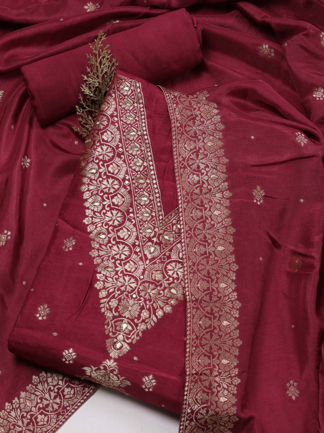 Meena Bazaar Ethnic Motifs Woven Design Sequins Art Silk Unstitched Dress Material, Maroon
Meena Bazaar Ethnic Motifs Woven Design Sequins Art Silk Unstitched Dress Material, Maroon