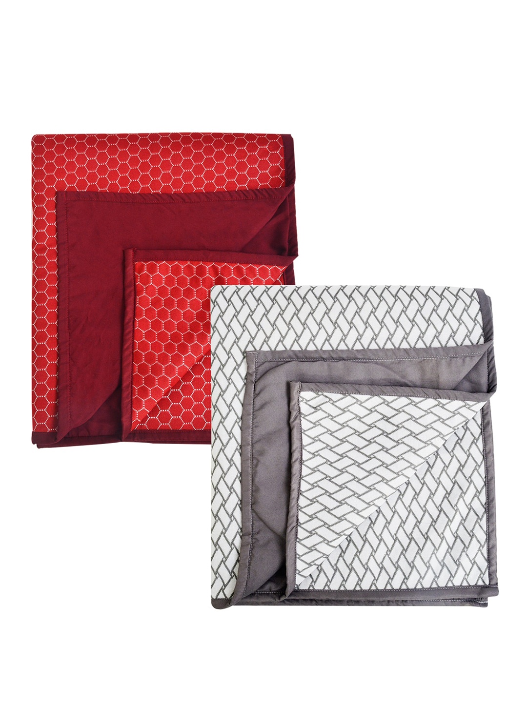 Adbeni Grey & Red 2 Pieces Printed 210 GSM Cotton Waterproof Kids Mattress Protectors
Adbeni Grey & Red 2 Pieces Printed 210 GSM Cotton Waterproof Kids Mattress Protectors