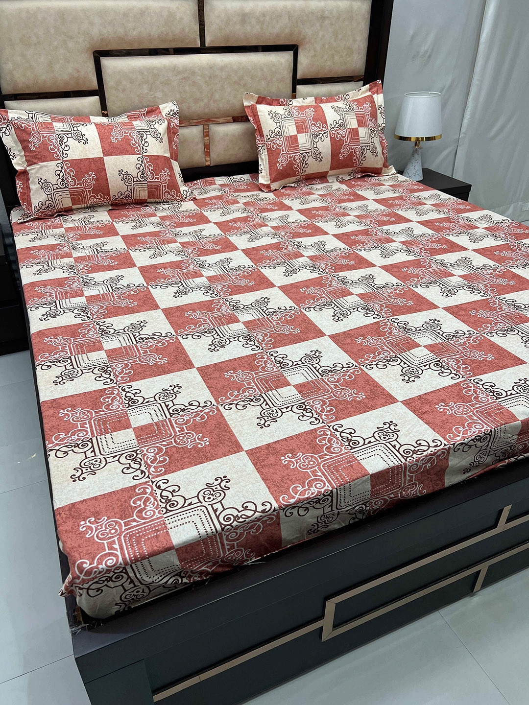 Pure Decor Rust Red Pure Cotton 230 TC Super King Fitted Bedsheet with 2 Pillow Covers
Pure Decor Rust Red Pure Cotton 230 TC Super King Fitted Bedsheet with 2 Pillow Covers