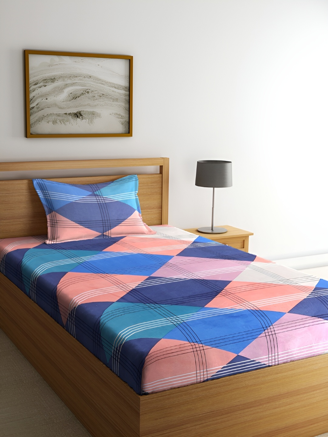 ERIC LONDON Blue & Orange Geometric Microfiber 210 TC Single Bedsheet With 1 Pillow Cover
ERIC LONDON Blue & Orange Geometric Microfiber 210 TC Single Bedsheet With 1 Pillow Cover
