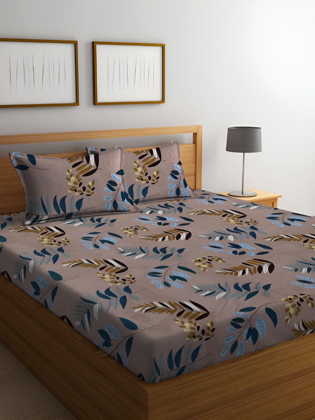 ERIC LONDON Beige Floral Printed Microfiber 180 TC Queen Bedsheet With 2 Pillow Covers
ERIC LONDON Beige Floral Printed Microfiber 180 TC Queen Bedsheet With 2 Pillow Covers