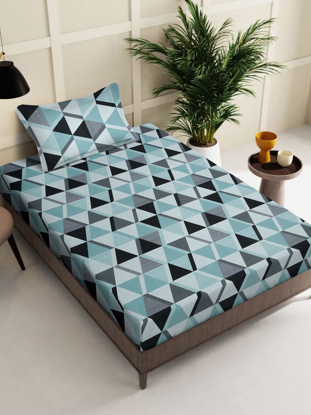 KLOTTHE Blue & Black Printed Pure Cotton 400 TC Single Bedsheet With Pillow Cover
KLOTTHE Blue & Black Printed Pure Cotton 400 TC Single Bedsheet With Pillow Cover