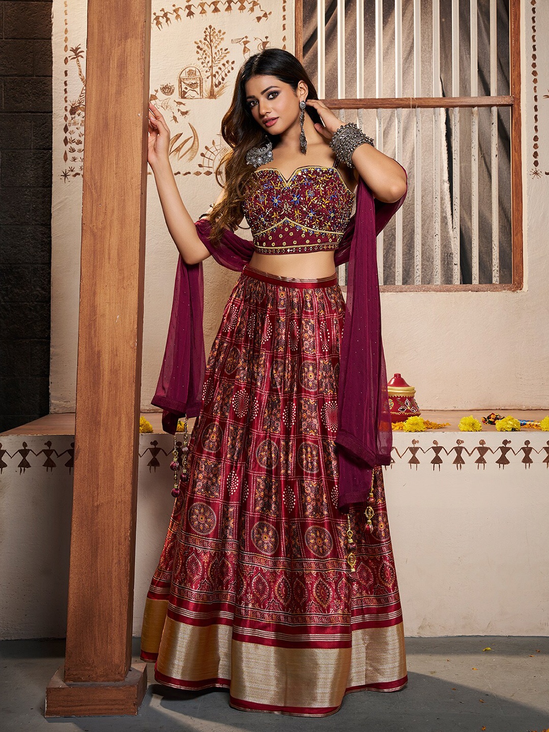 ODETTE Printed Mirror Work Semi-Stitched Lehenga & Unstitched Blouse With Dupatta, Violet
ODETTE Printed Mirror Work Semi-Stitched Lehenga & Unstitched Blouse With Dupatta, Violet