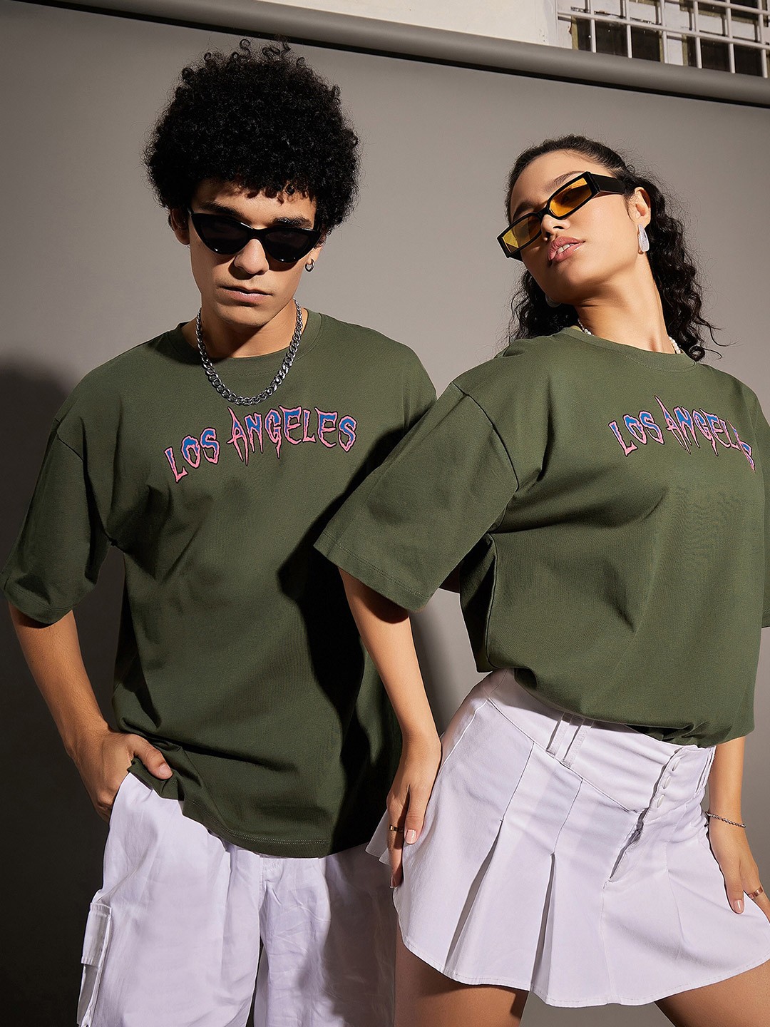 MASCLN SASSAFRAS Unisex Olive Green Los Angeles Printed Pure Cotton Oversized T-Shirt
MASCLN SASSAFRAS Unisex Olive Green Los Angeles Printed Pure Cotton Oversized T-Shirt