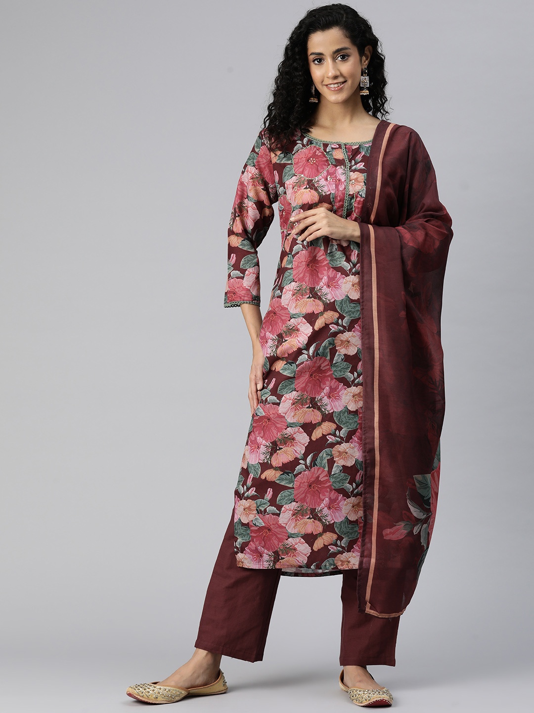 Readiprint Women Printed Sequinned Pure Cotton Kurta with Palazzos & With Dupatta, Burgundy
Readiprint Women Printed Sequinned Pure Cotton Kurta with Palazzos & With Dupatta, Burgundy