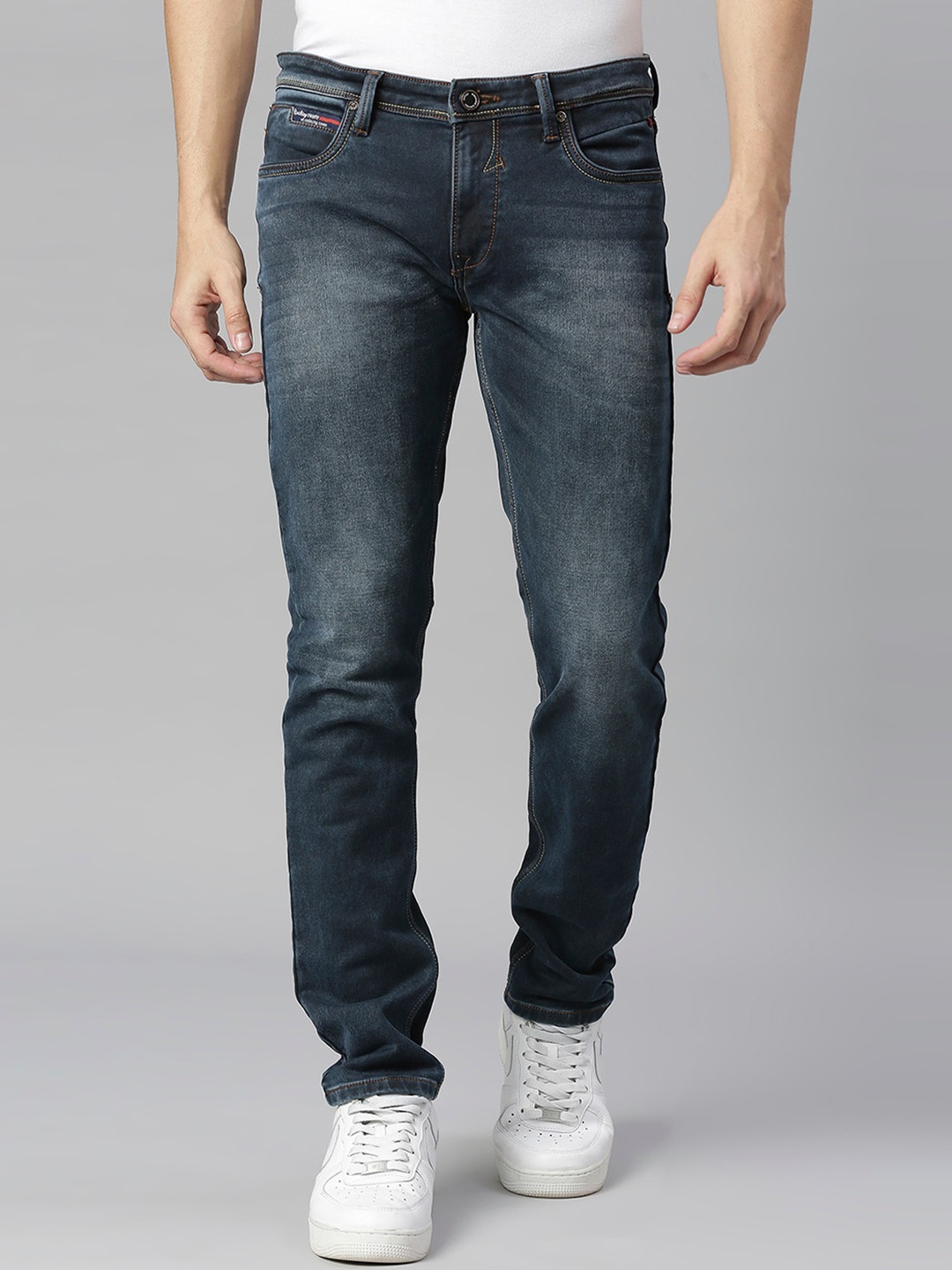 ROCKING SWAMY Men Slim Fit Light Fade Whiskers & Chevrons Clean Look Cotton Jeans, Navy blue
ROCKING SWAMY Men Slim Fit Light Fade Whiskers & Chevrons Clean Look Cotton Jeans, Navy blue