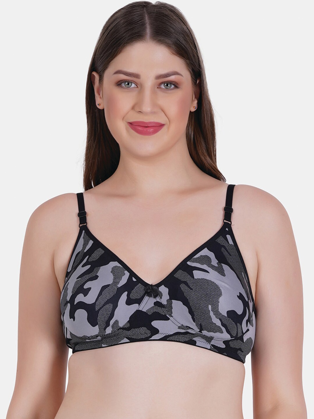 Reveira Camouflage Printed Everyday Bra With Dry Fit Full Coverage All Day Comfort, Black
Reveira Camouflage Printed Everyday Bra With Dry Fit Full Coverage All Day Comfort, Black