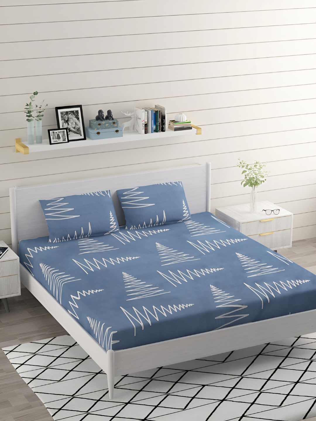 Bromwick Blue & White Geometric Cotton 210 TC Queen Bedsheet with 2 Pillow Covers
Bromwick Blue & White Geometric Cotton 210 TC Queen Bedsheet with 2 Pillow Covers