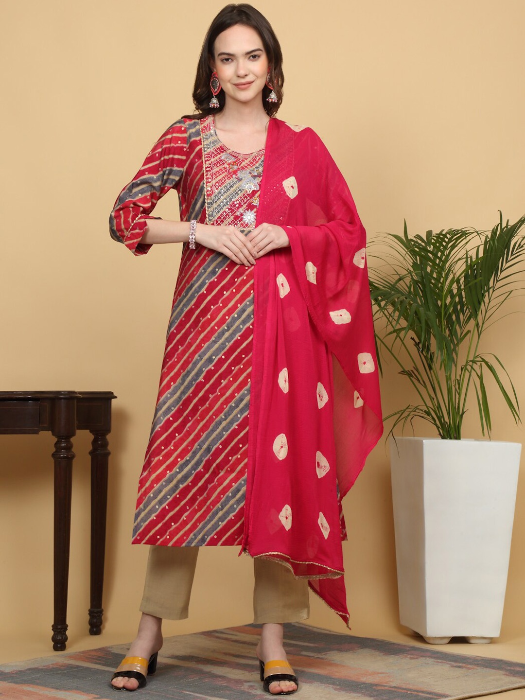 KALINI Leheriya Printed Thread Work Chanderi Silk Straight Kurta & Trouser With Dupatta, Red
KALINI Leheriya Printed Thread Work Chanderi Silk Straight Kurta & Trouser With Dupatta, Red