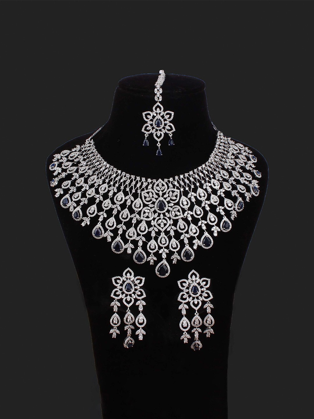 Mirana Senorita Rhodium-Plated AD Stone Studded Choker Jewellery Set With Maangtikka, Silver
Mirana Senorita Rhodium-Plated AD Stone Studded Choker Jewellery Set With Maangtikka, Silver
