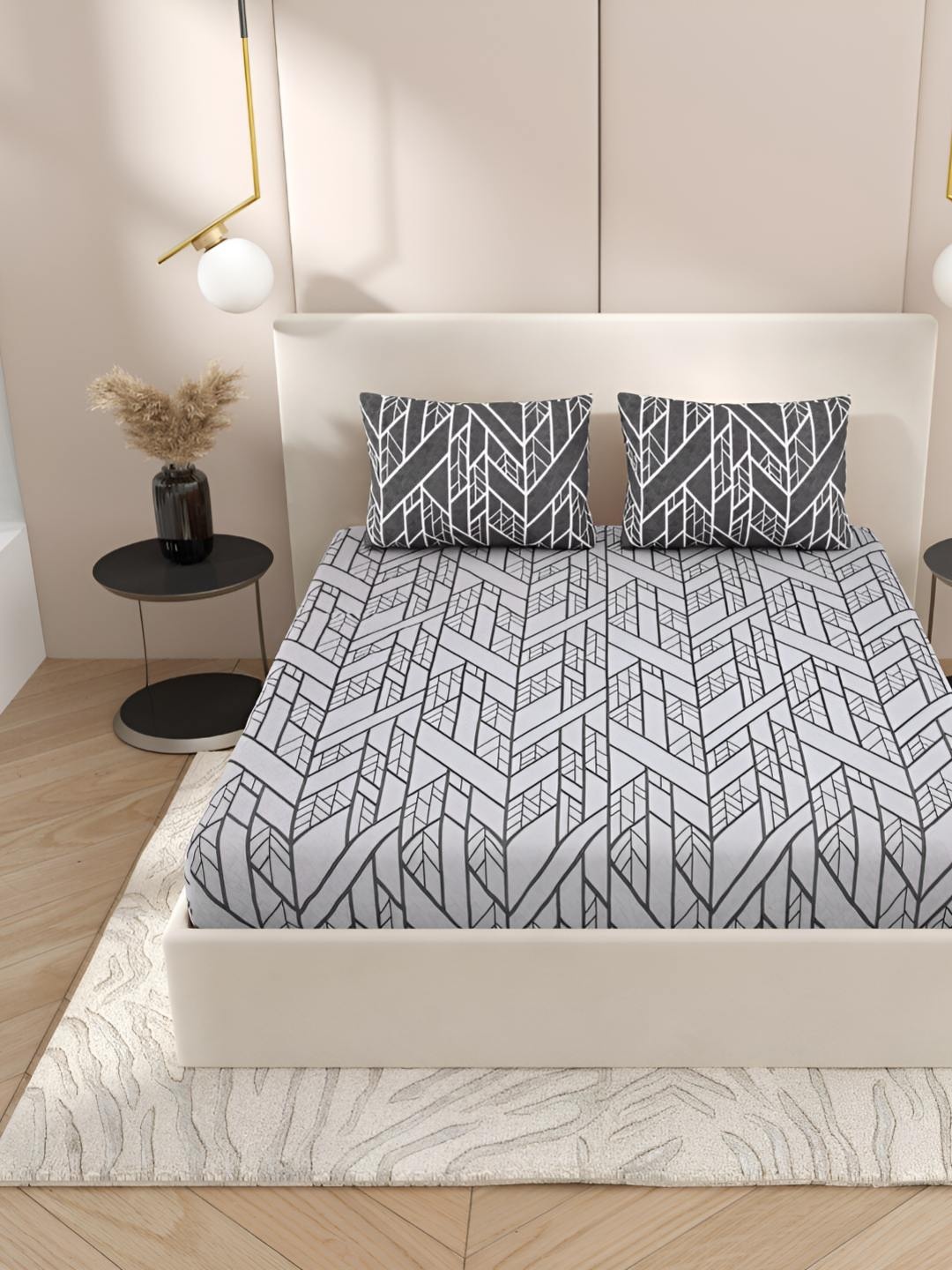 Jinaya's Cosmos White & Black Geometric 300 TC Cotton King Bedsheet with 2 Pillow Covers
Jinaya's Cosmos White & Black Geometric 300 TC Cotton King Bedsheet with 2 Pillow Covers