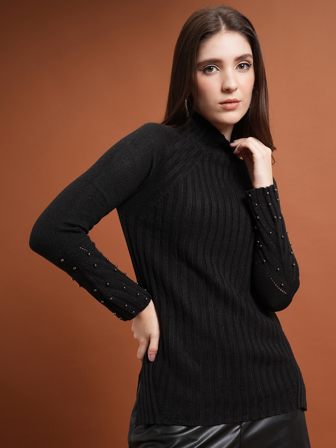 Tokyo Talkies Mock Collar Drop Shoulder Sleeves Oversized Acrylic Sweatshirt, Black
Tokyo Talkies Mock Collar Drop Shoulder Sleeves Oversized Acrylic Sweatshirt, Black