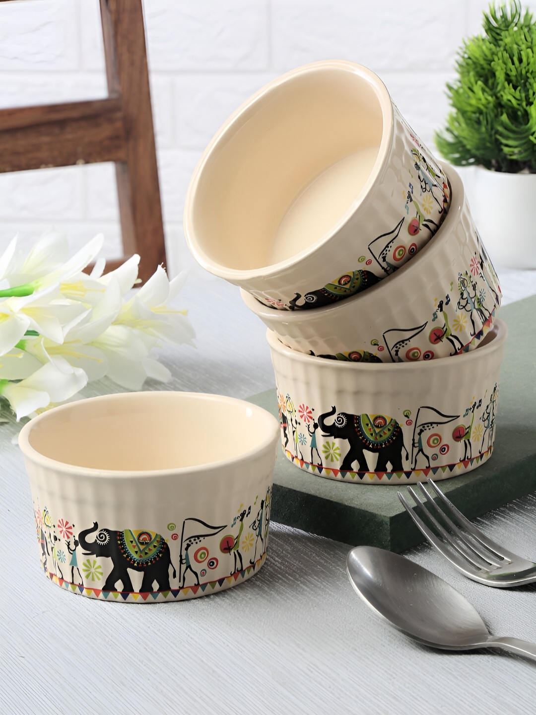 Shilpkara Beige & Black 4 Pieces Handcrafted and Hand Painted Ceramic Glossy Bowls 160 ml
Shilpkara Beige & Black 4 Pieces Handcrafted and Hand Painted Ceramic Glossy Bowls 160 ml