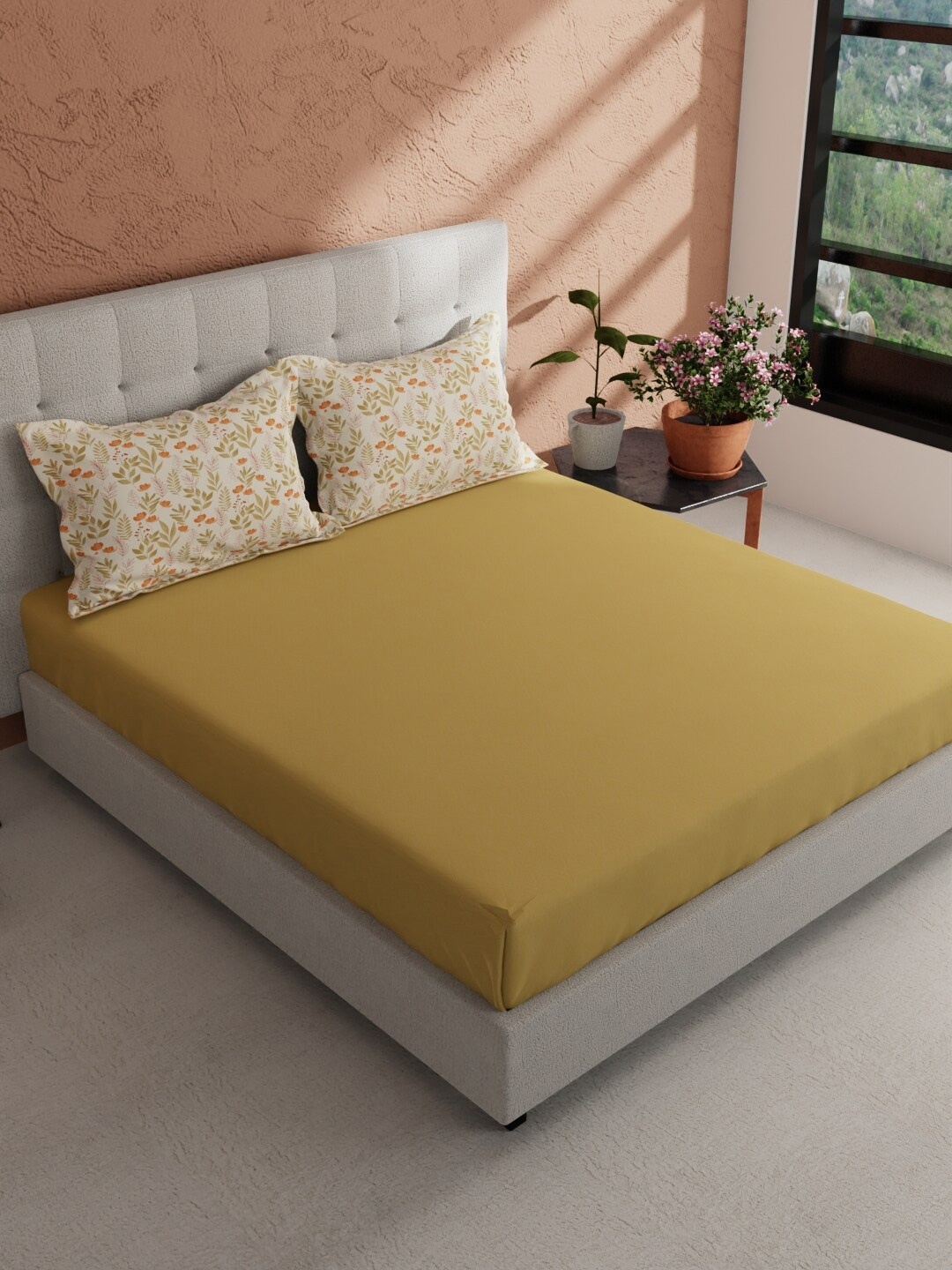 BIANCA Giodeno Yellow & White Abstract Cotton 144 TC King Bedsheet With 2 Pillow Covers
BIANCA Giodeno Yellow & White Abstract Cotton 144 TC King Bedsheet With 2 Pillow Covers