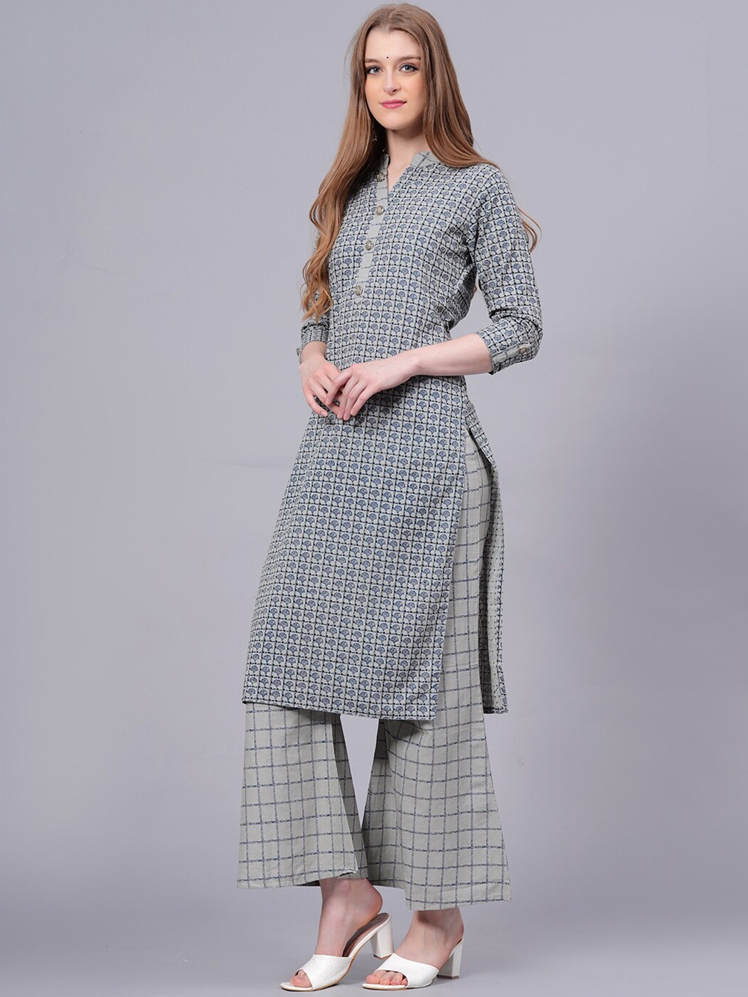 KALINI Ethnic Motifs Printed Mandarin Collar Pure Cotton Straight Kurta With Palazzo, Grey
KALINI Ethnic Motifs Printed Mandarin Collar Pure Cotton Straight Kurta With Palazzo, Grey