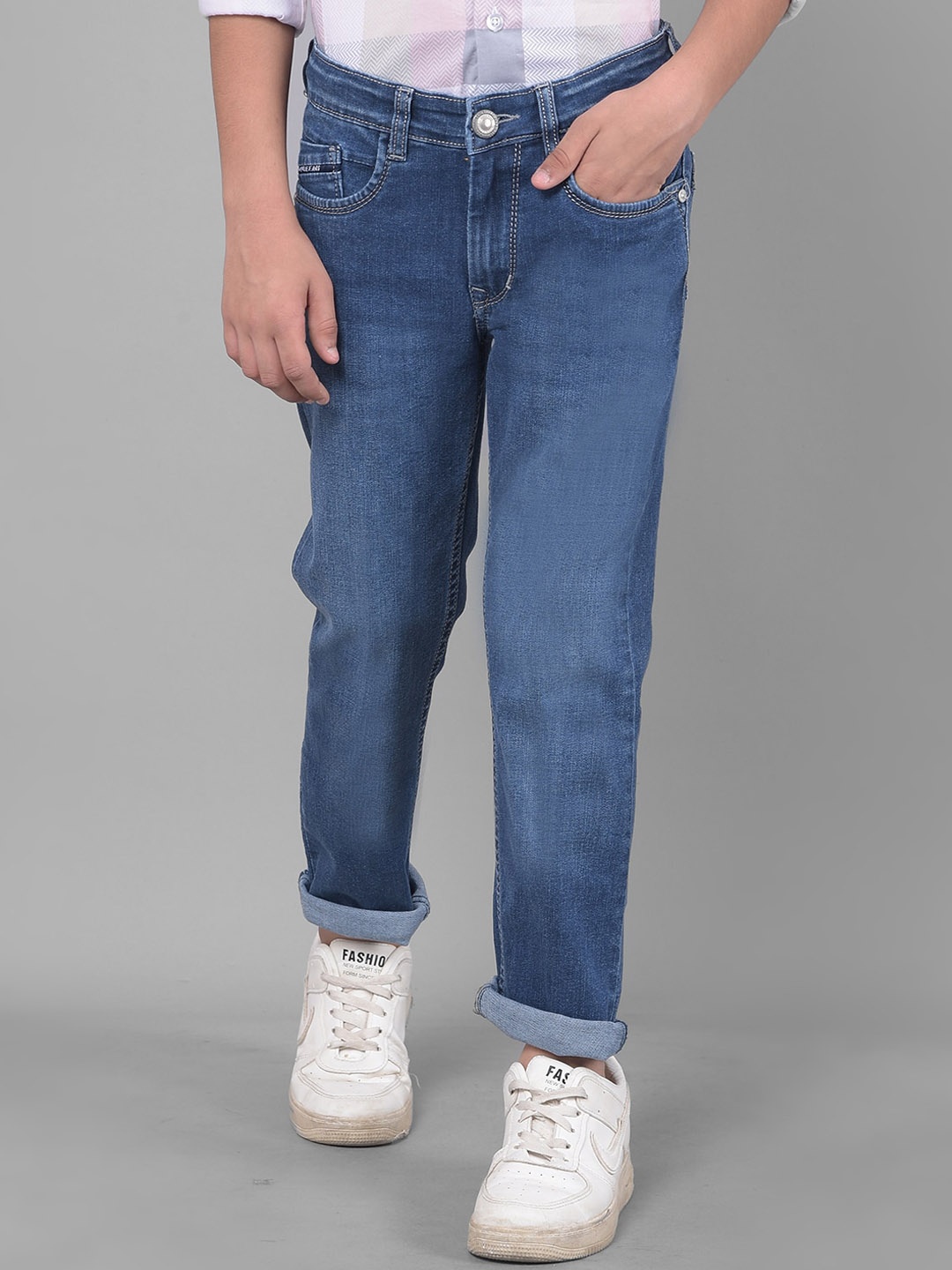 Crimsoune Club Boys Slim Fit Mid-Rise Clean Look Light Fade Stretchable Jeans, Blue
Crimsoune Club Boys Slim Fit Mid-Rise Clean Look Light Fade Stretchable Jeans, Blue