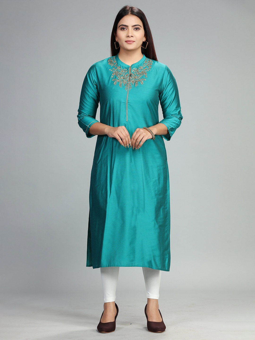 COTTON CULTURE Floral Yoke Design Cotton Silk Thread Work Mandarin Collar Kurta, Teal
COTTON CULTURE Floral Yoke Design Cotton Silk Thread Work Mandarin Collar Kurta, Teal