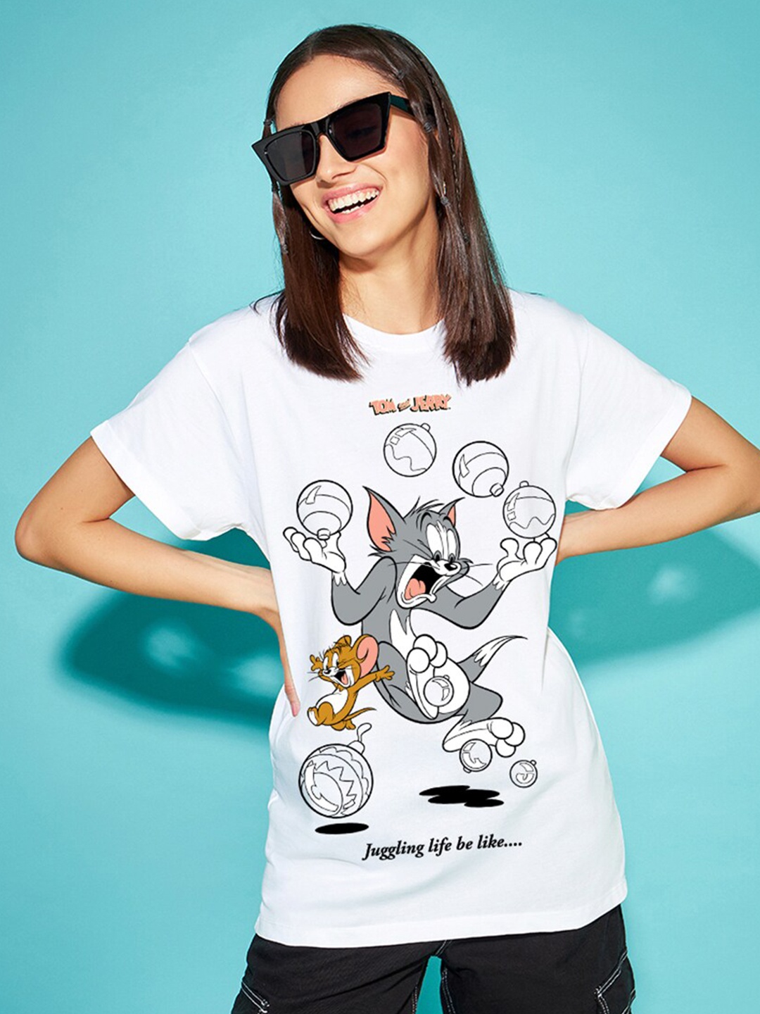 Bewakoof White Tom & Jerry Printed Round Neck Short Sleeves Cotton Relaxed Fit T-shirt
Bewakoof White Tom & Jerry Printed Round Neck Short Sleeves Cotton Relaxed Fit T-shirt