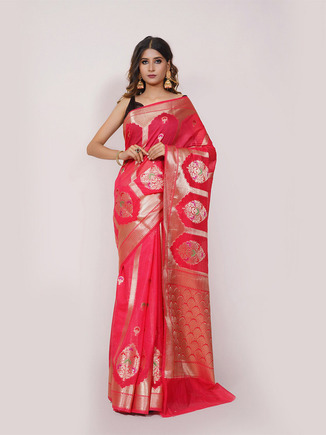PTIEPL Banarasi Silk Works Ethnic Motif Woven Design Zari Banarasi Saree, Pink
PTIEPL Banarasi Silk Works Ethnic Motif Woven Design Zari Banarasi Saree, Pink