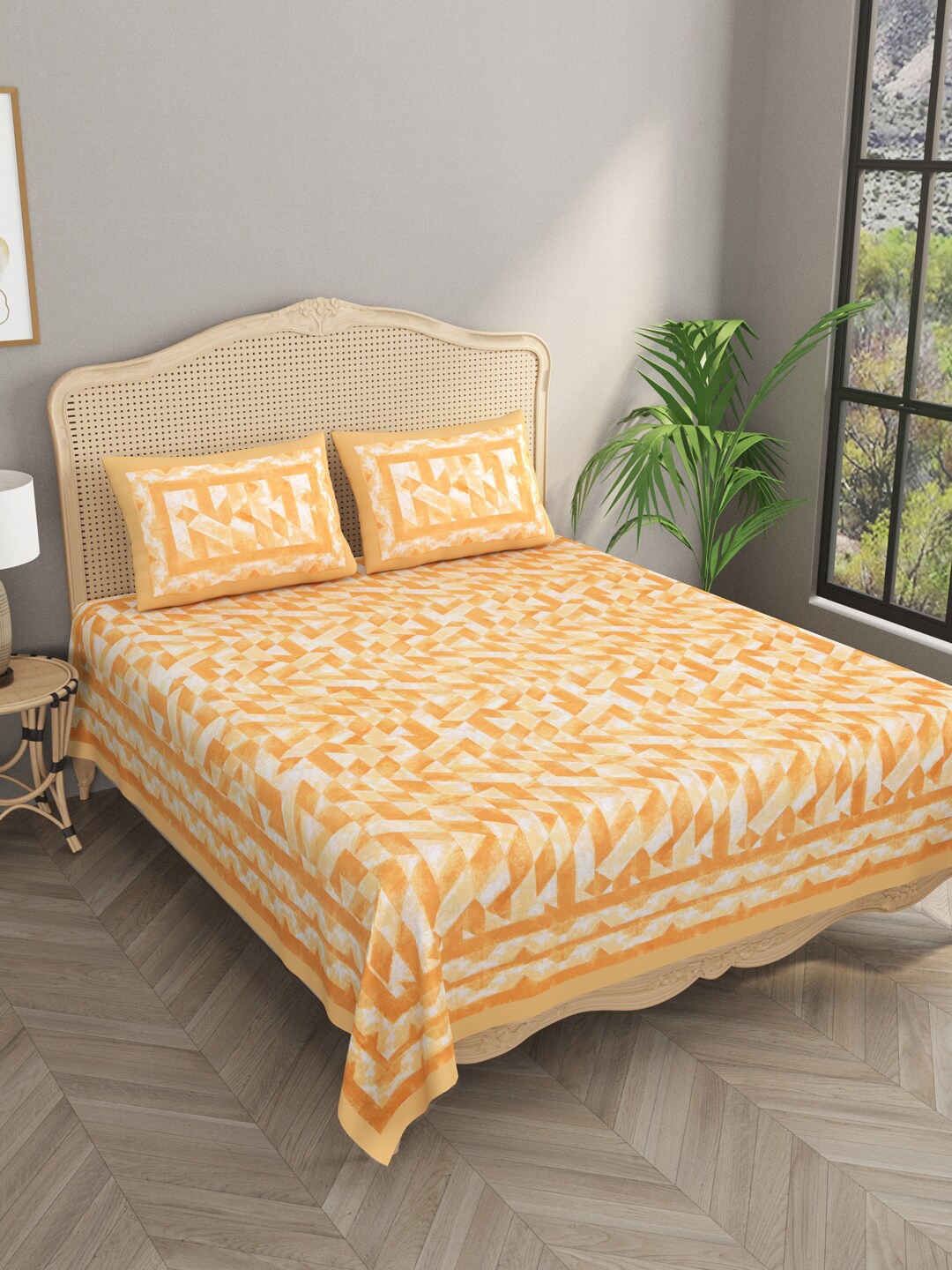 Gulaab Jaipur Orange Geometric Egyptian Cotton 600 TC King Bedsheet with 2 Pillow Covers
Gulaab Jaipur Orange Geometric Egyptian Cotton 600 TC King Bedsheet with 2 Pillow Covers