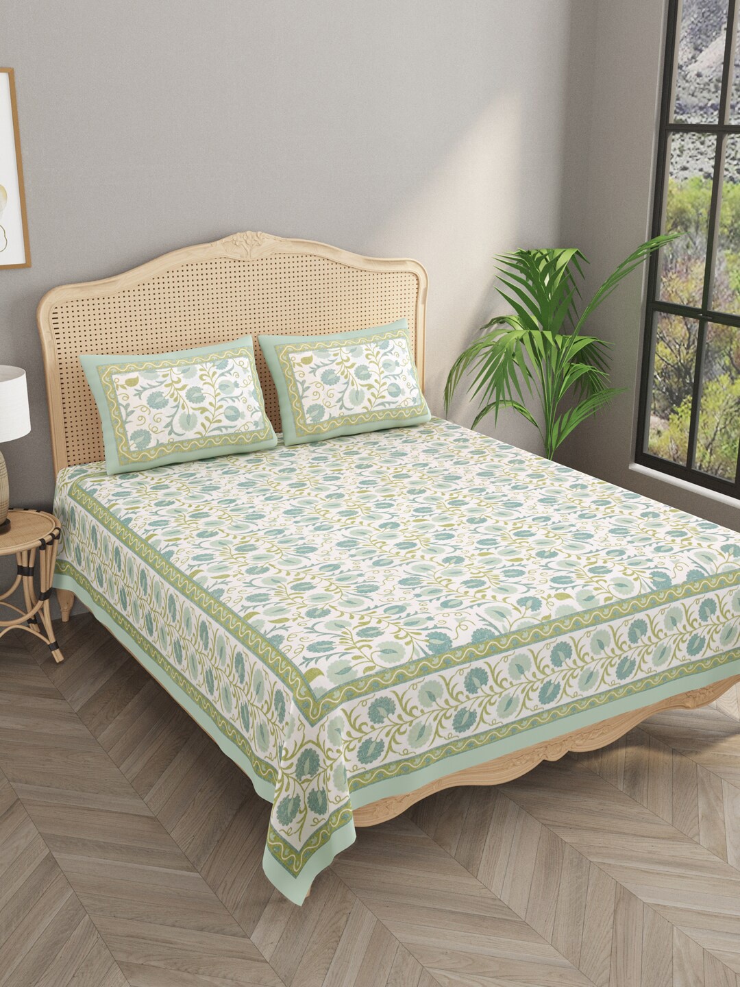 Gulaab Jaipur GreenFloral Egyptian Cotton 600 TC King Bedsheet with 2 Pillow Covers, White
Gulaab Jaipur GreenFloral Egyptian Cotton 600 TC King Bedsheet with 2 Pillow Covers, White