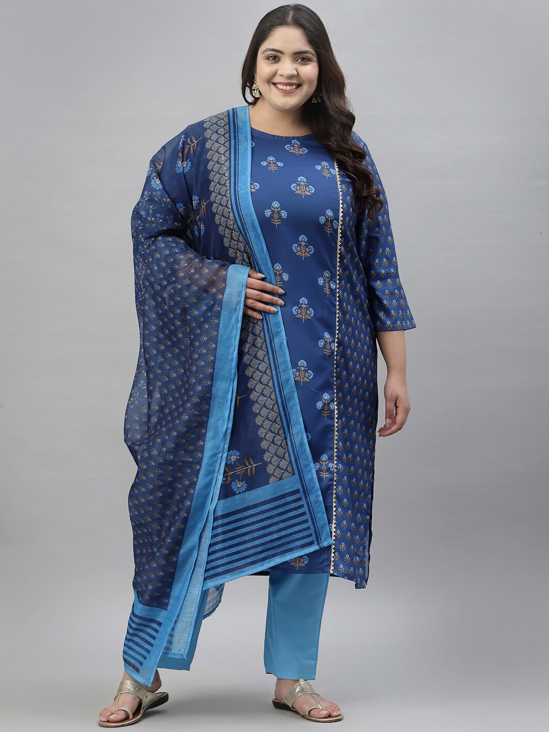 Sztori Plus Size Floral Screen Printed Gotta Patti Regular Kurta With Trousers & Dupatta, Blue
Sztori Plus Size Floral Screen Printed Gotta Patti Regular Kurta With Trousers & Dupatta, Blue