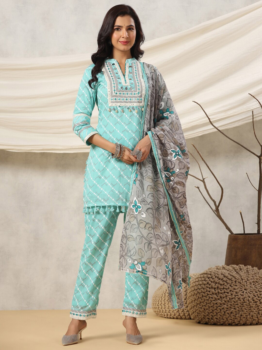 Readiprint Printed Regular Mirror Work Pure Cotton Kurti with Trousers & Dupatta, Sea green
Readiprint Printed Regular Mirror Work Pure Cotton Kurti with Trousers & Dupatta, Sea green