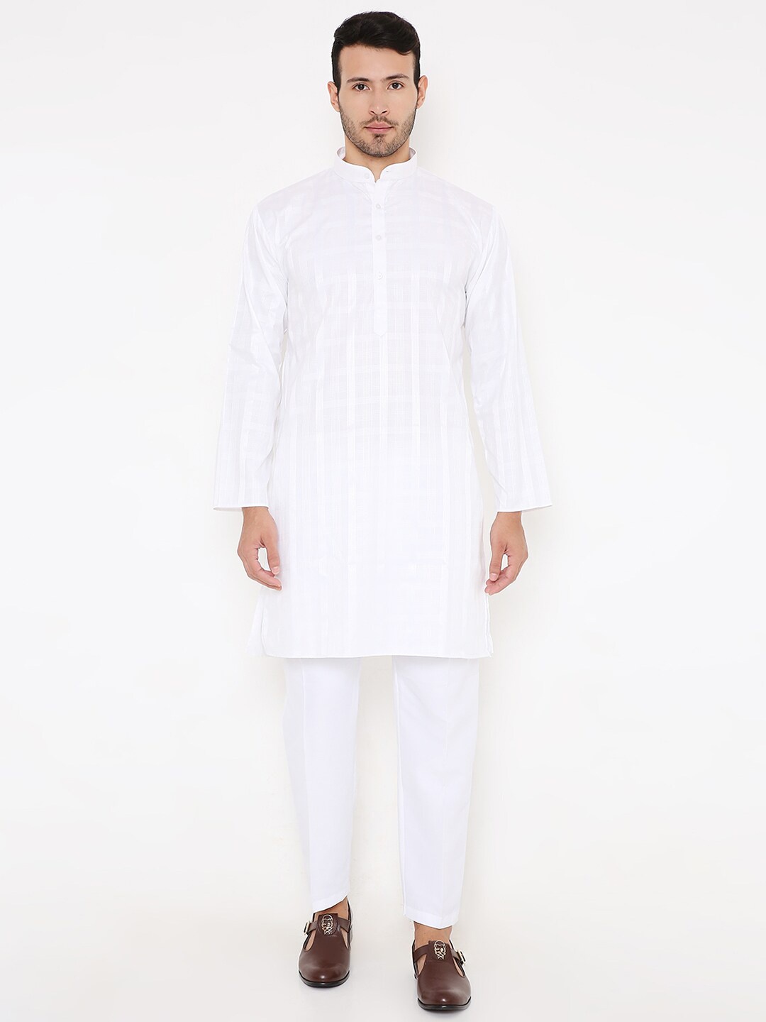 Maharaja Checked Woven Design Band Collar White Romance Straight Kurta with Pyjamas
Maharaja Checked Woven Design Band Collar White Romance Straight Kurta with Pyjamas