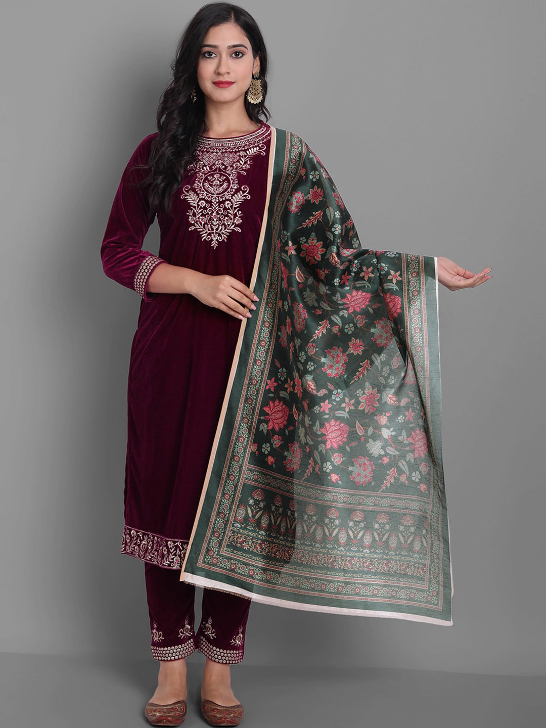 KALINI Ethnic Motifs Yoke Design Thread Work Velvet Straight Kurta & Trousers With Dupatta, Brown
KALINI Ethnic Motifs Yoke Design Thread Work Velvet Straight Kurta & Trousers With Dupatta, Brown