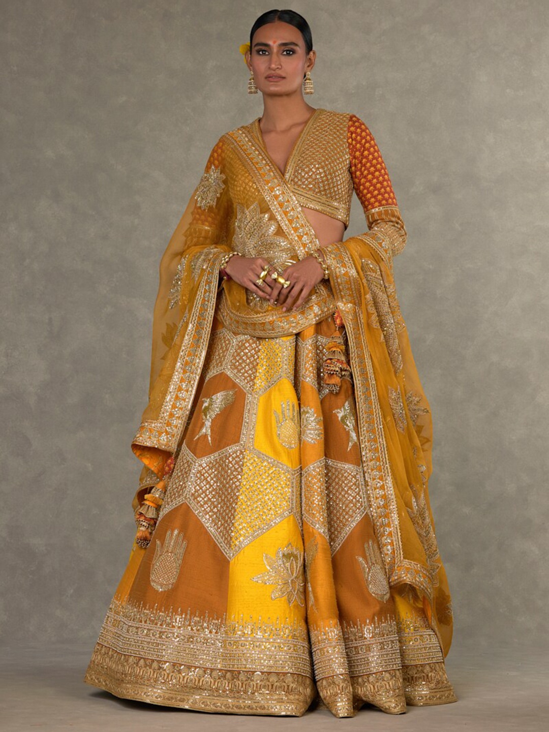 Masaba Embellished V-Neck Thread Work Ready to Wear Lehenga & Blouse With Dupatta, Yellow
Masaba Embellished V-Neck Thread Work Ready to Wear Lehenga & Blouse With Dupatta, Yellow
