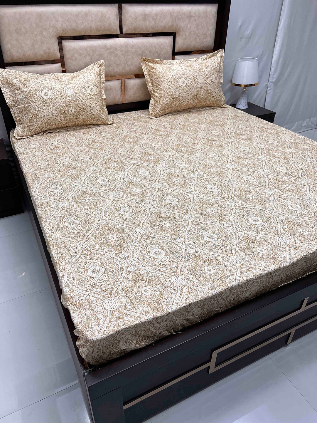 Pure Decor Royal Velar Brown Motifs Cotton 380 TC King Bedsheet With 2 Pillow Covers
Pure Decor Royal Velar Brown Motifs Cotton 380 TC King Bedsheet With 2 Pillow Covers