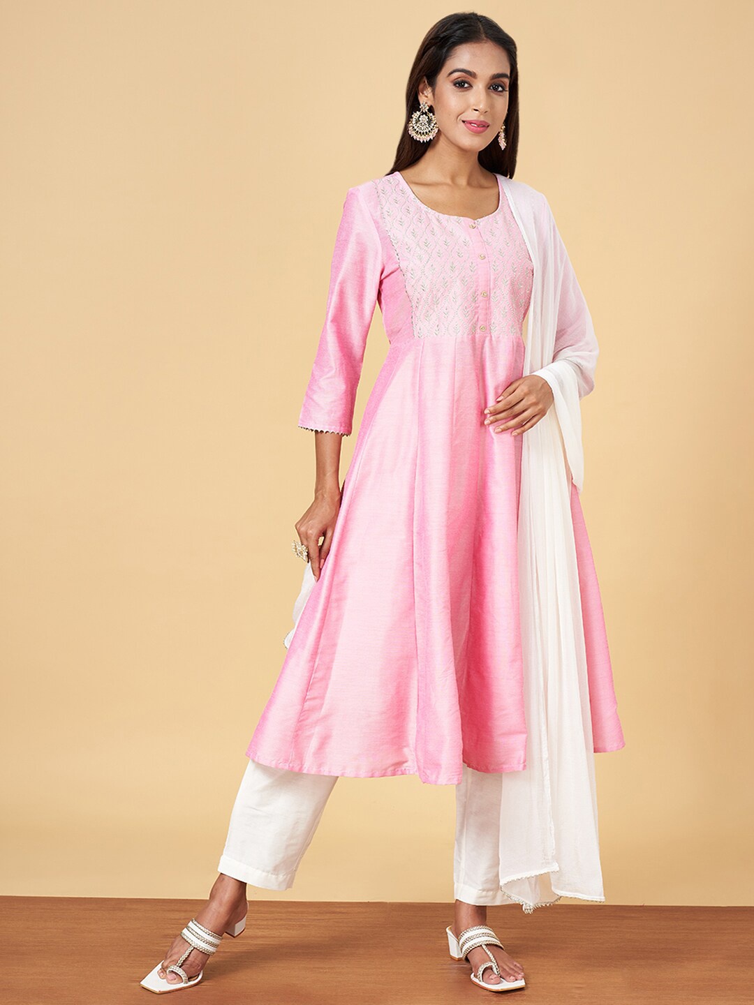 YU by Pantaloons Ethnic Motifs Yoke Design Anarkali Kurta & Trousers With Dupatta, Pink
YU by Pantaloons Ethnic Motifs Yoke Design Anarkali Kurta & Trousers With Dupatta, Pink