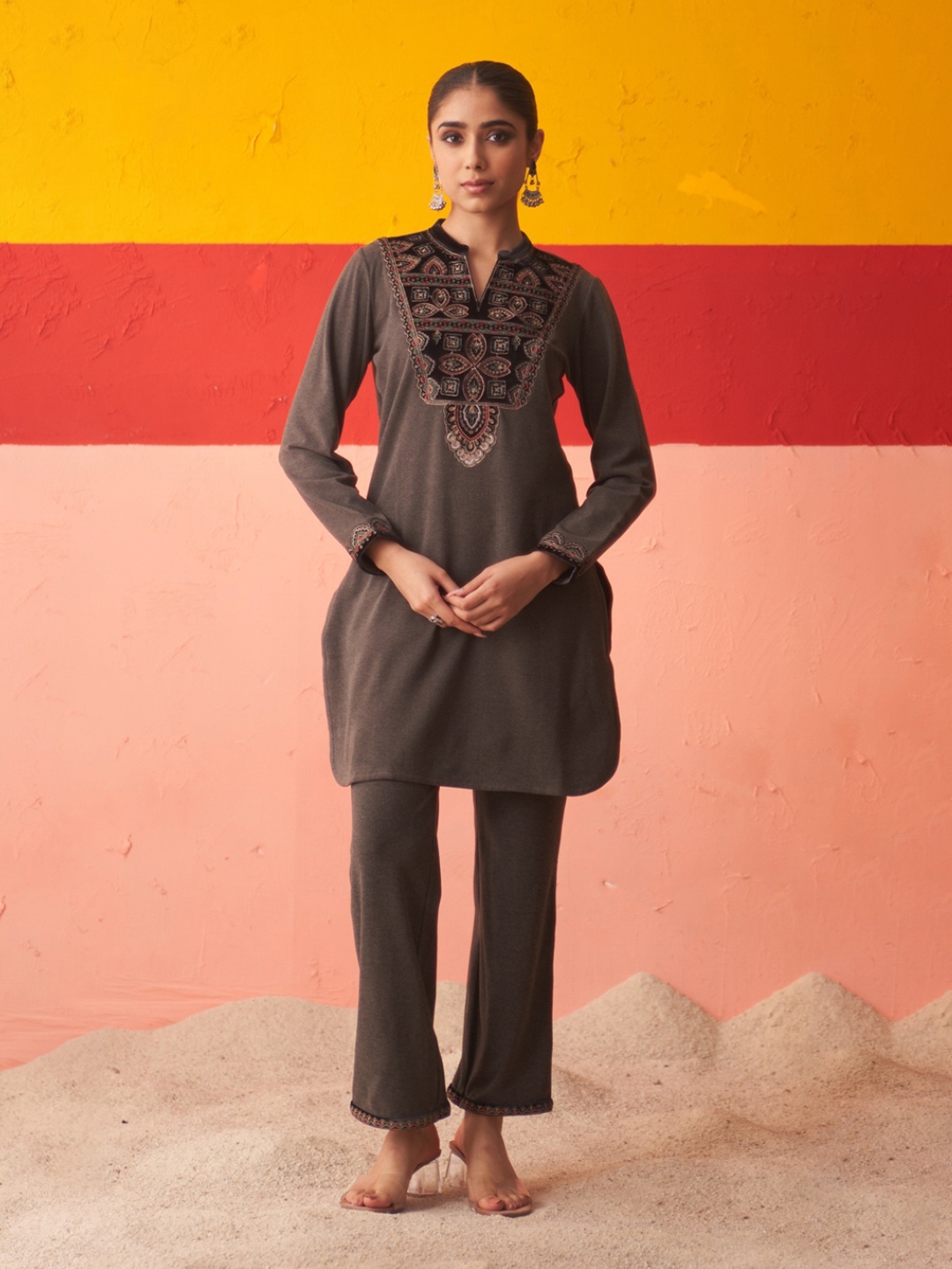 Lakshita Ethnic Motifs Embroidered Mandarin Collar Regular Wool Kurta With Trouser, Grey
Lakshita Ethnic Motifs Embroidered Mandarin Collar Regular Wool Kurta With Trouser, Grey