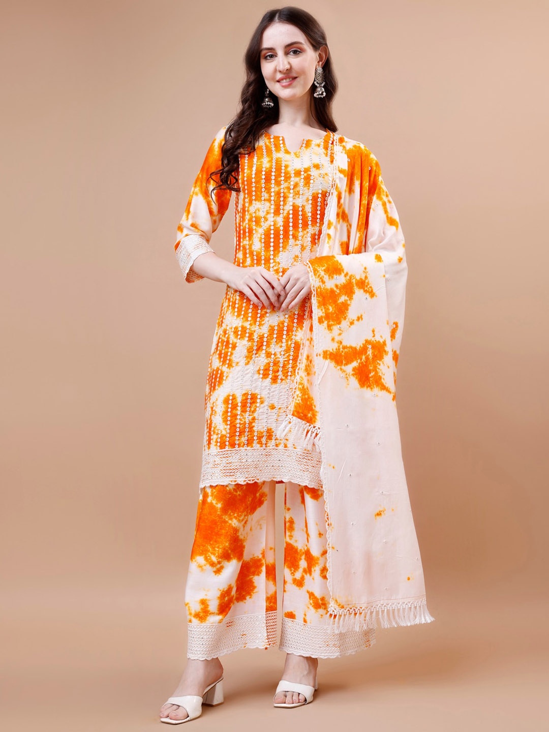 KALINI Abstract Printed Sequinned Detailed Straight Kurta & Trouser With Dupatta, White
KALINI Abstract Printed Sequinned Detailed Straight Kurta & Trouser With Dupatta, White