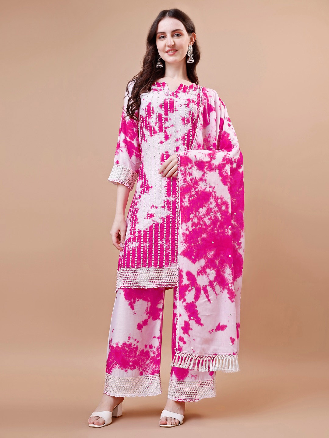 KALINI Ethnic Motifs Embroidered Regular Mirror Work Kurta With Trousers & Dupatta, White
KALINI Ethnic Motifs Embroidered Regular Mirror Work Kurta With Trousers & Dupatta, White