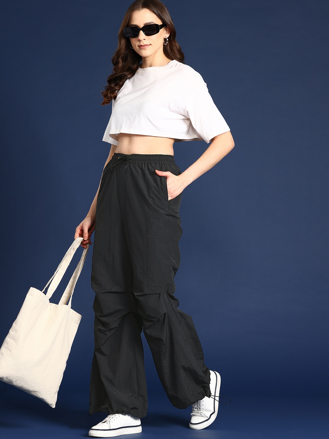 Mast & Harbour Women High-Rise Pleated Detail Oversized Pockets Joggers Style Trousers, Black
Mast & Harbour Women High-Rise Pleated Detail Oversized Pockets Joggers Style Trousers, Black
