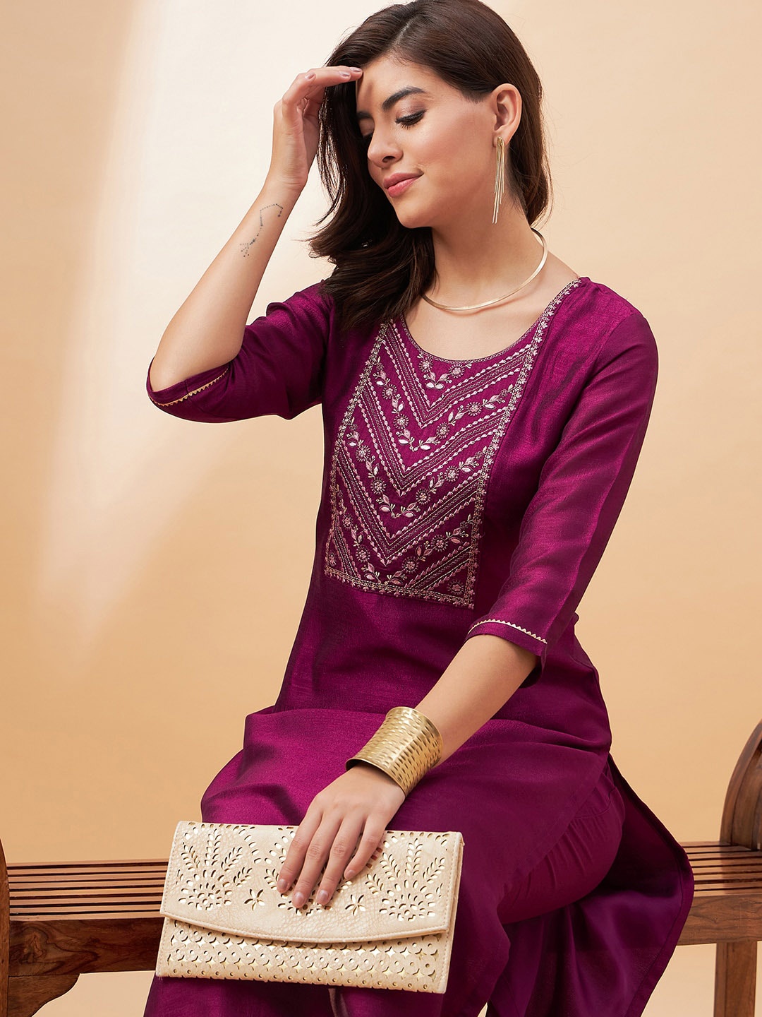 all about you Ethnic Motifs Yoke Design Mirror Work Straight Kurta With Trousers, Purple
all about you Ethnic Motifs Yoke Design Mirror Work Straight Kurta With Trousers, Purple