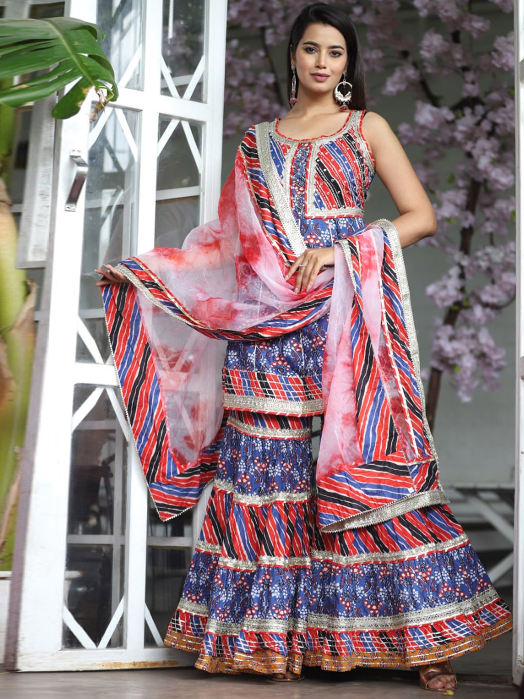 JC4U Floral Printed Gotta Patti Pure Cotton A-line Kurta with Sharara & With Dupatta, Blue
JC4U Floral Printed Gotta Patti Pure Cotton A-line Kurta with Sharara & With Dupatta, Blue