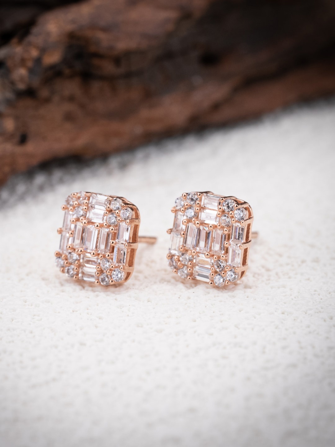 MISS JO Rose Gold-Plated Stone-Studded Square-Shaped 92.5 Sterling Silver Studs Earrings
MISS JO Rose Gold-Plated Stone-Studded Square-Shaped 92.5 Sterling Silver Studs Earrings