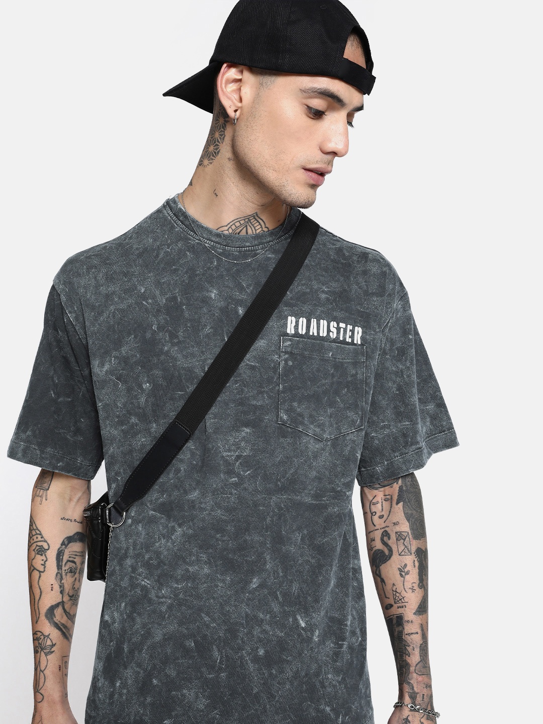 The Roadster Life Co. Pure Cotton Relaxed Fit Printed Drop-Shoulder Sleeves Pocket T-shirt, Grey
The Roadster Life Co. Pure Cotton Relaxed Fit Printed Drop-Shoulder Sleeves Pocket T-shirt, Grey
