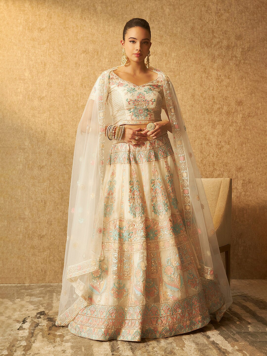 Soch Embellished Sequinned Sweetheart Neck Unstitched Lehenga & Blouse With Dupatta, Cream
Soch Embellished Sequinned Sweetheart Neck Unstitched Lehenga & Blouse With Dupatta, Cream